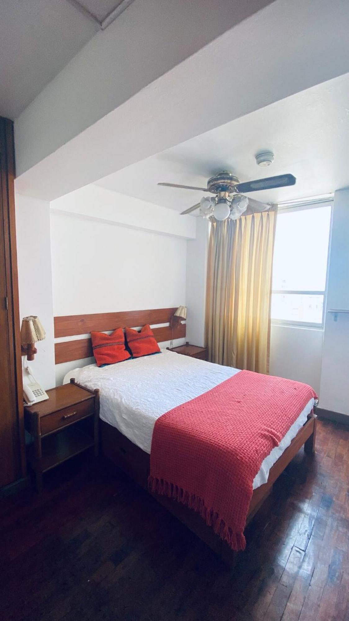 Lindo Departamento En Miraflores Parque Kennedy * Lima